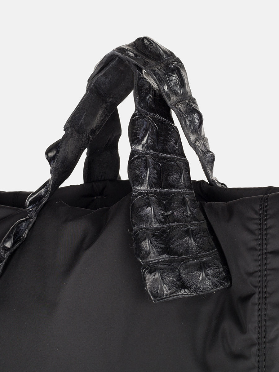BETTA N. – Black
