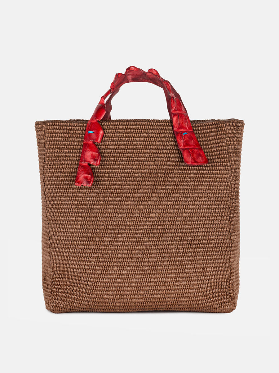 BETTA – Wood & Red