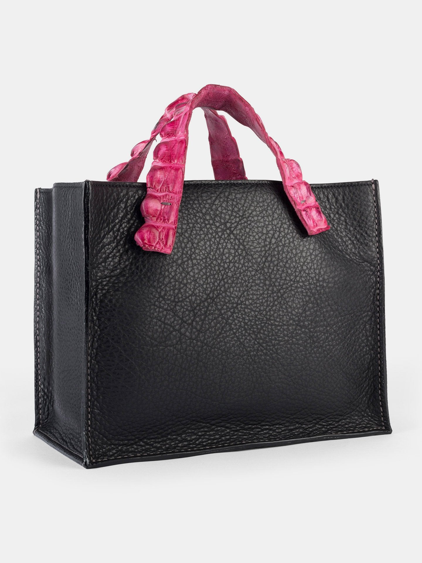 ADA - Black & Pink
