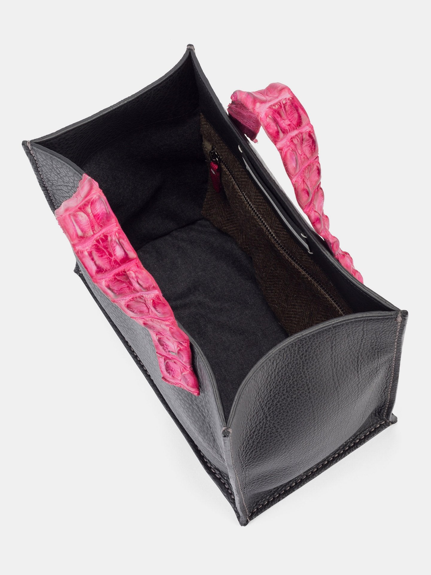 ADA - Black & Pink