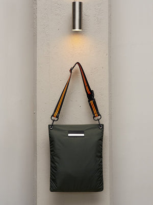VIVI - Nylon Green